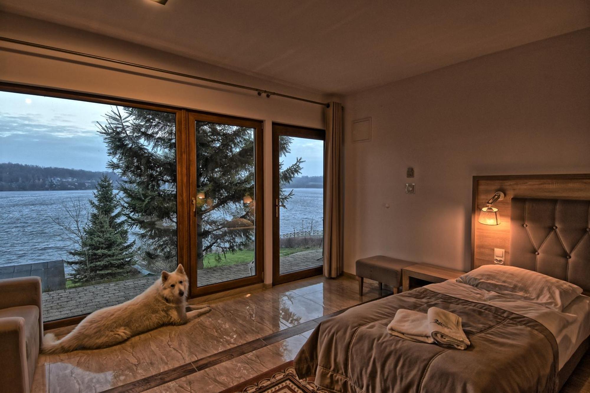 Wichrowe Wzgorze Chmielno Hotel Exterior photo